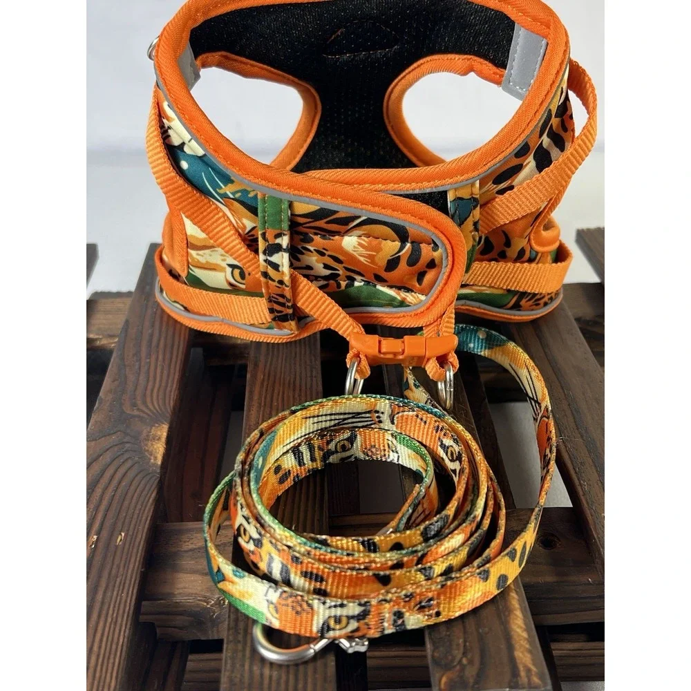 Dog ‎ Harness and Leash Set, Step-in Escape Proof Adjustable Vest Harness Sz L
